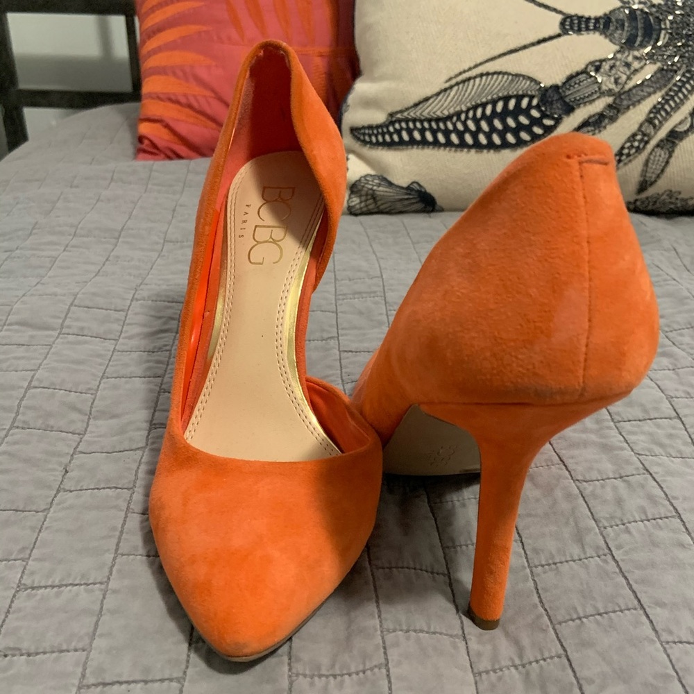 BCBG orange leather heel size 9 1/2